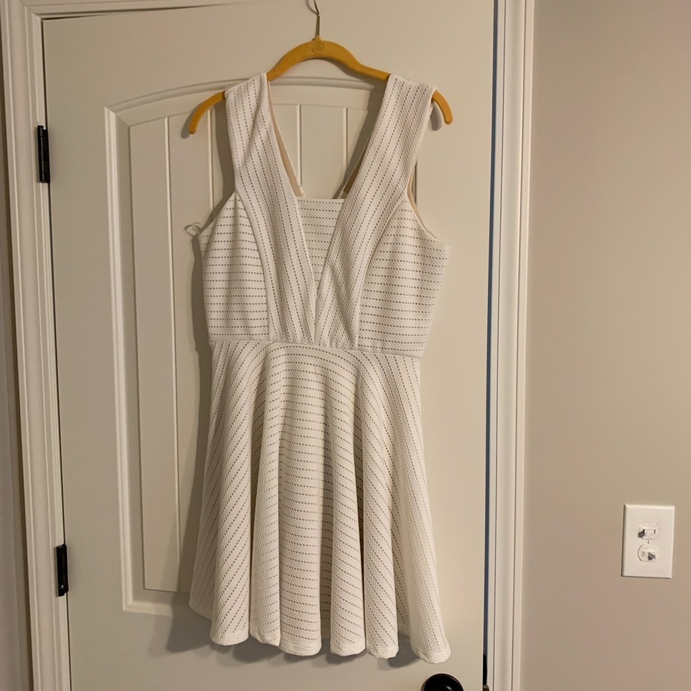 Women’s Alya Dress Cream White Engagement Size Small